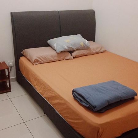 Muslim Homestay At Meru Ipoh Exteriör bild