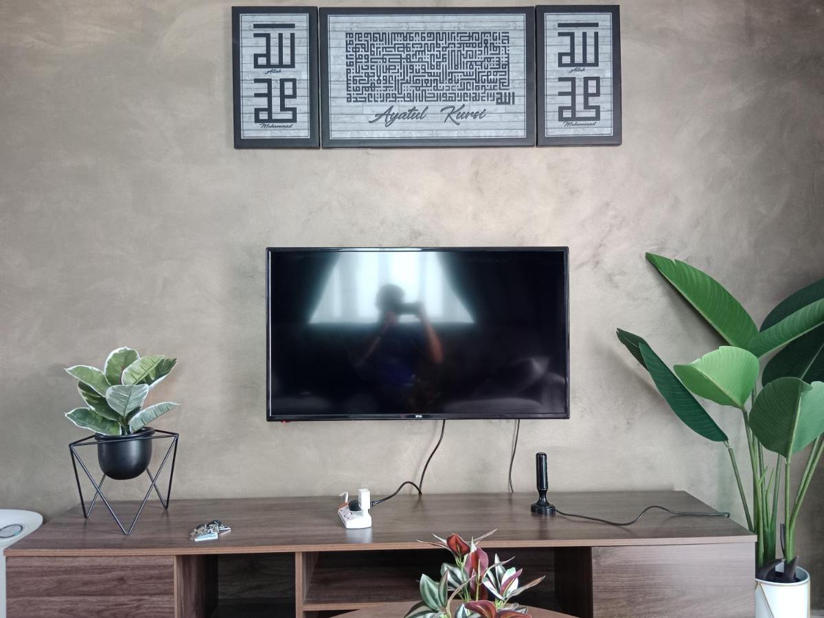 Muslim Homestay At Meru Ipoh Exteriör bild