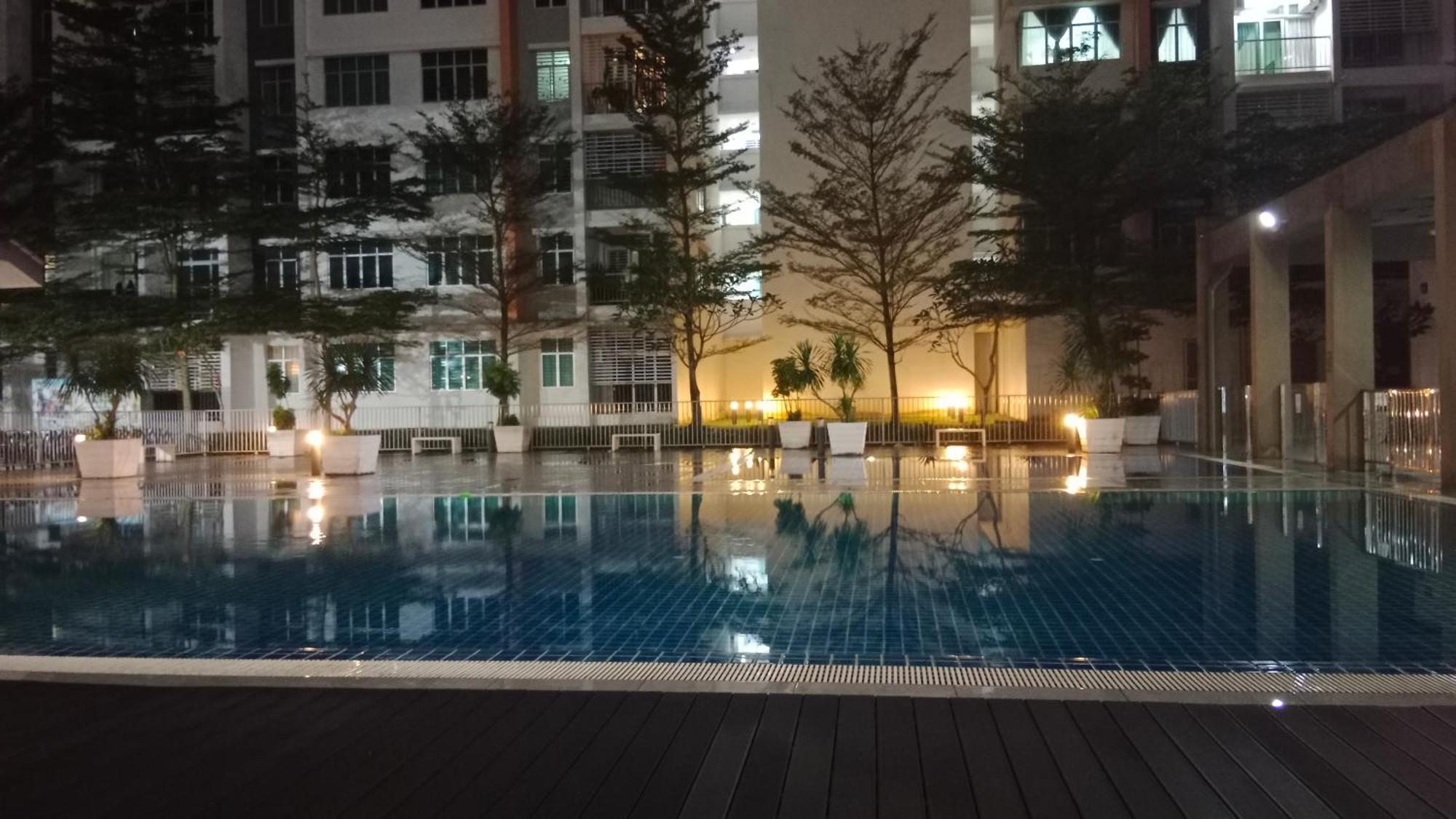 Muslim Homestay At Meru Ipoh Exteriör bild